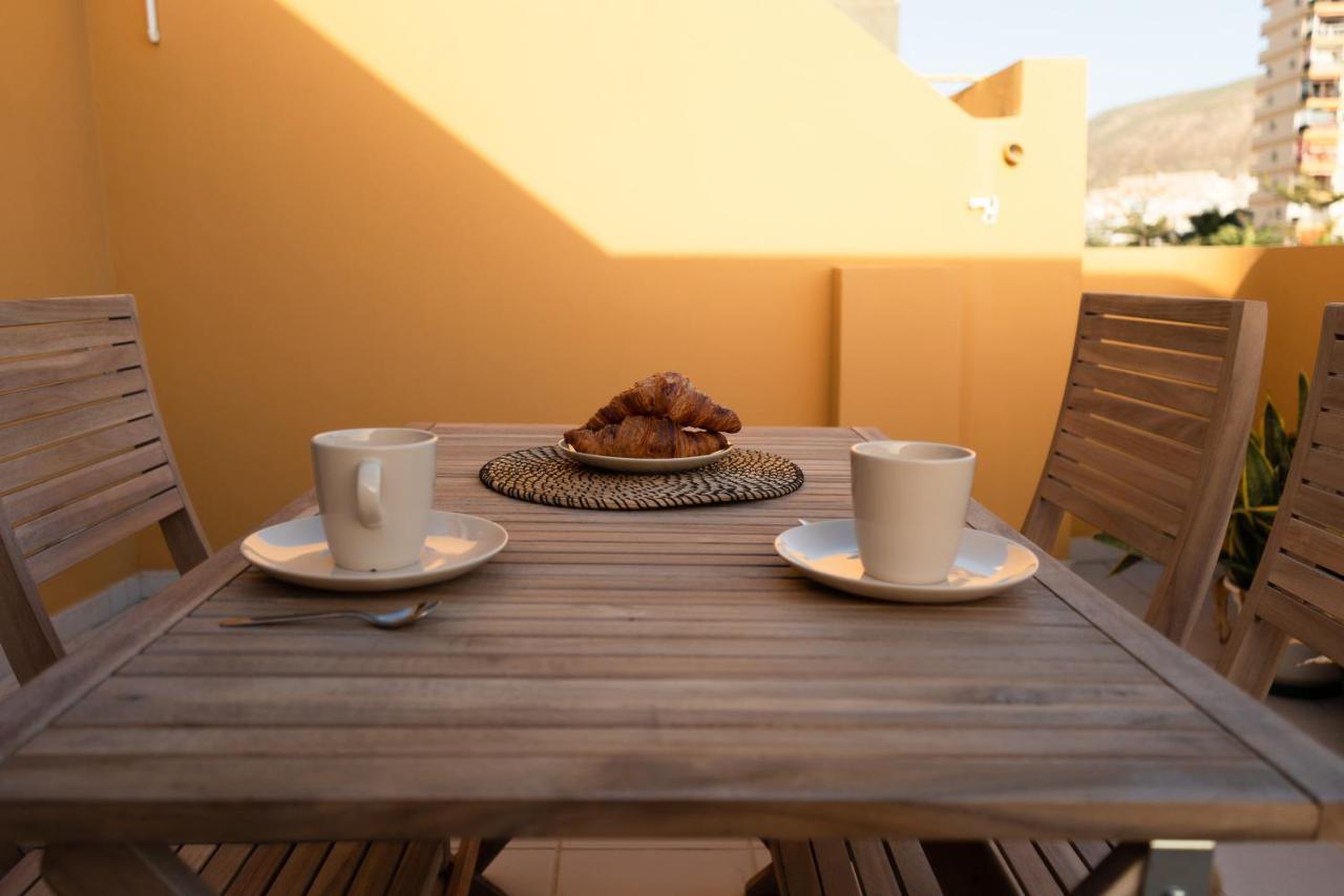 Homeforguest Atico Martina Con Terraza En Los Cristianos Los Cristianos  Buitenkant foto