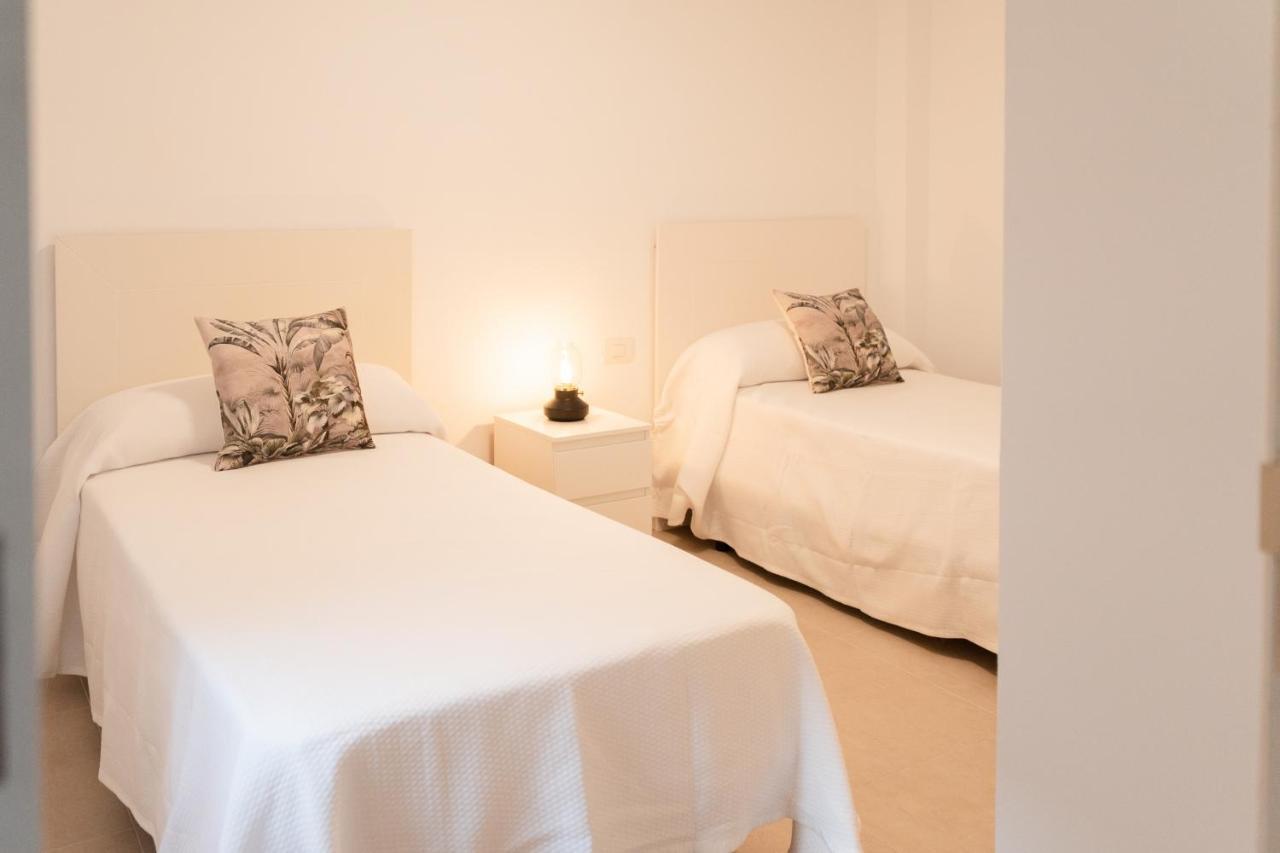 Homeforguest Atico Martina Con Terraza En Los Cristianos Los Cristianos  Buitenkant foto